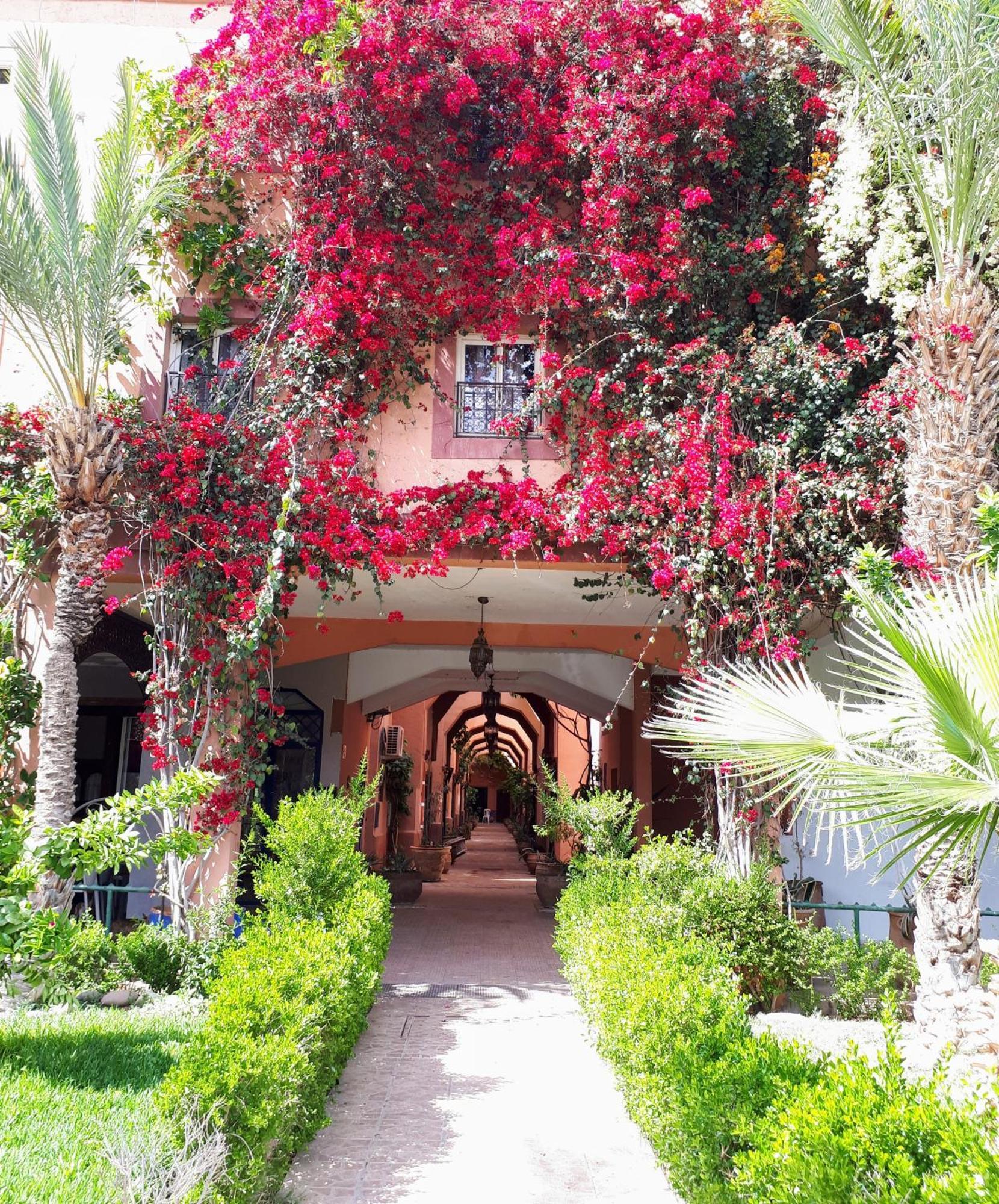Riad With 3 Swimming Pools Марракеш Екстер'єр фото